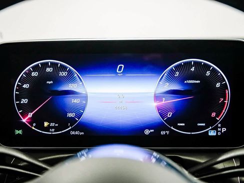 Used 2023 Mercedes-Benz C 300 Sedan image 25