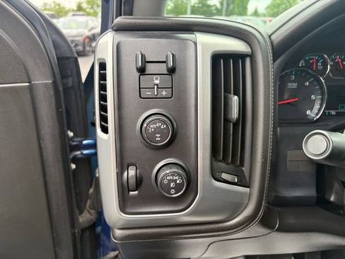 Used 2019 GMC Sierra 1500 SLE w/ SLE Value Package AWD/4WD image 19
