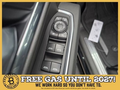 New 2026 GMC Sierra 1500 SLT w/ SLT Premium Plus Package AWD/4WD image 17