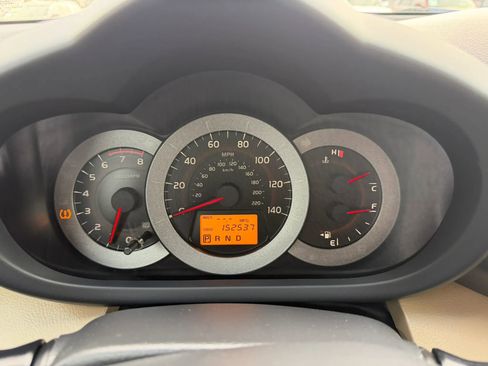 Used 2010 Toyota RAV4 Limited image 23