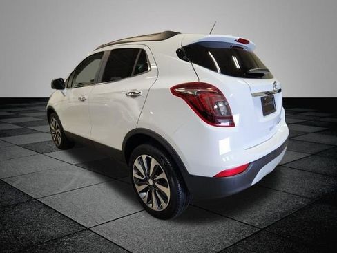 Used 2022 Buick Encore Preferred w/ Safety Package image 6
