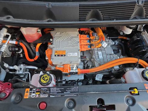 Used 2020 Chevrolet Bolt LT image 12