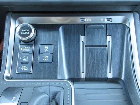 Used 2026 Lexus GX 550 AWD/4WD image 45
