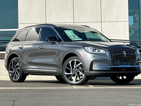 New 2025 Lincoln Corsair Reserve image 1