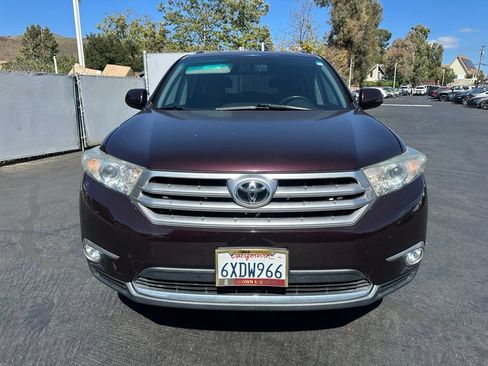 Used 2012 Toyota Highlander SE FWD image 6