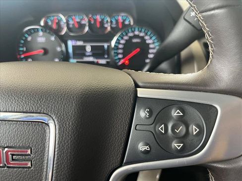 Used 2020 GMC Yukon XL SLE w/ Convenience Package RWD image 20
