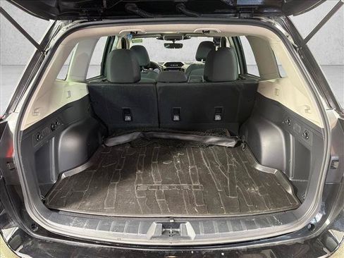 Used 2023 Subaru Forester Premium AWD/4WD image 19