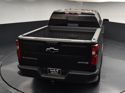 Used 2025 Chevrolet Silverado 1500 ZR2 w/ Technology Package image 51