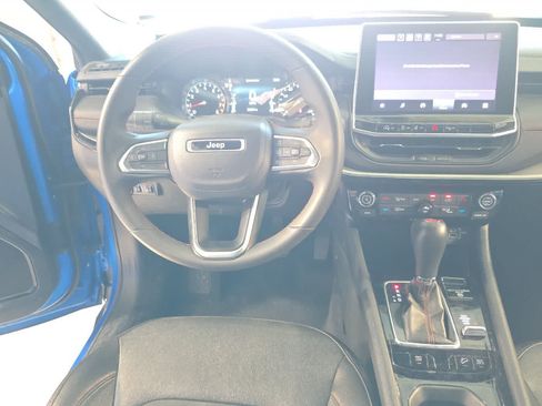 Used 2024 Jeep Compass Trailhawk AWD/4WD image 16