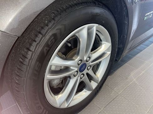 Used 2015 Ford Fusion Energi Titanium w/ Driver Assist Package image 10