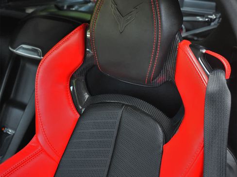 Used 2021 Chevrolet Corvette Stingray Premium Cpe w/ Z51 Performance Package RWD image 17