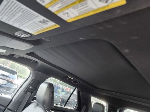 Used 2020 Ford Explorer ST image 28