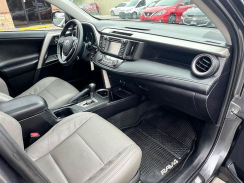 Used 2016 Toyota RAV4 XLE FWD image 30
