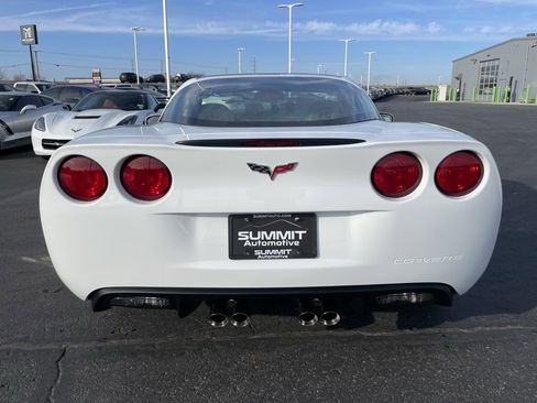 Used 2007 Chevrolet Corvette Coupe w/ Preferred Equipment Group image 31