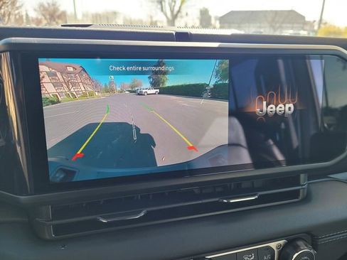 New 2026 Jeep Gladiator Sport image 9