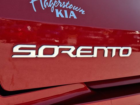 Certified 2023 Kia Sorento SX Prestige w/ Panoramic Sunroof Package AWD/4WD image 36