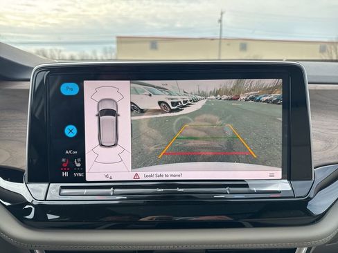 New 2026 Volkswagen Atlas SE image 22