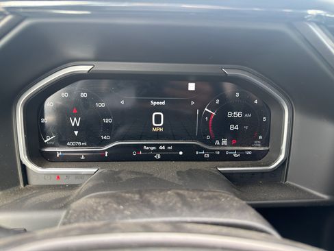 Used 2023 GMC Sierra 1500 AT4 w/ Technology Package AWD/4WD image 16