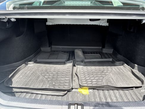 Used 2024 Toyota Camry SE FWD image 12