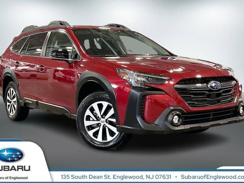 Used 2024 Subaru Outback Premium image 1