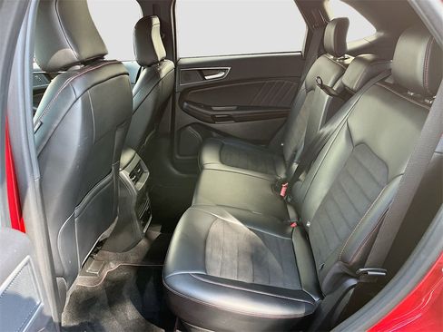 Used 2024 Ford Edge ST-Line image 24