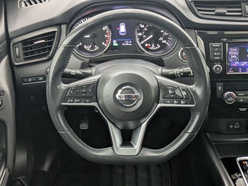 Used 2018 Nissan Rogue SV AWD/4WD image 23