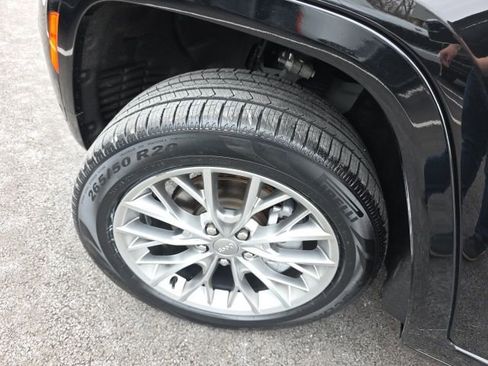 Used 2024 Jeep Grand Cherokee Summit AWD/4WD image 37