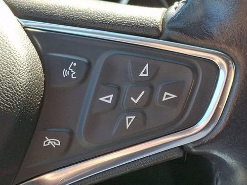 Used 2021 Chevrolet Malibu RS FWD image 21