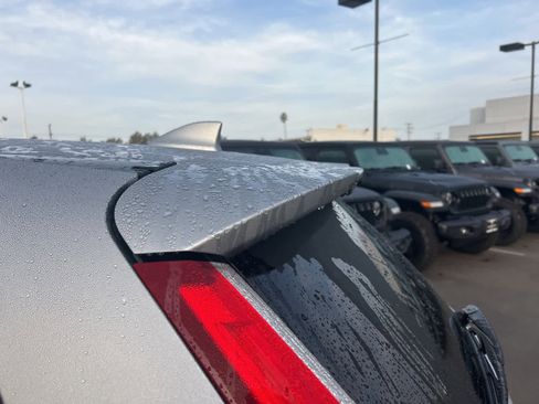 Used 2018 Honda CR-V EX-L image 16