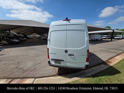 New 2026 Mercedes-Benz Sprinter 2500 image 4