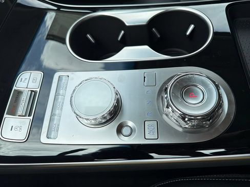 New 2026 Genesis GV70 2.5T AWD/4WD image 25