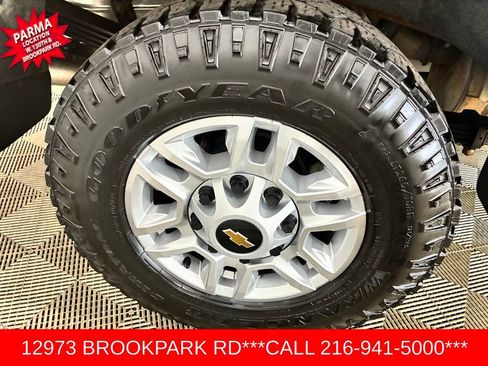 Used 2022 Chevrolet Silverado 2500 LT w/ Convenience Package AWD/4WD image 26