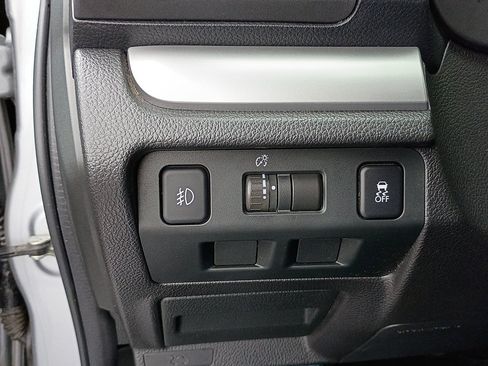 Used 2013 Subaru Impreza 2.0i Premium AWD/4WD image 17
