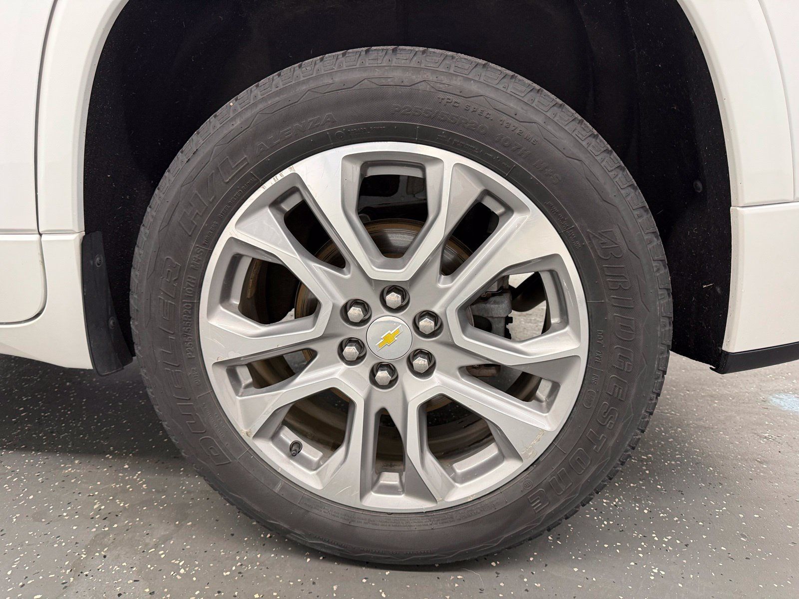 Used 2021 Chevrolet Traverse Premier AWD/4WD image 19