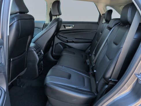 Used 2022 Ford Edge Titanium w/ Equipment Group 301A image 13