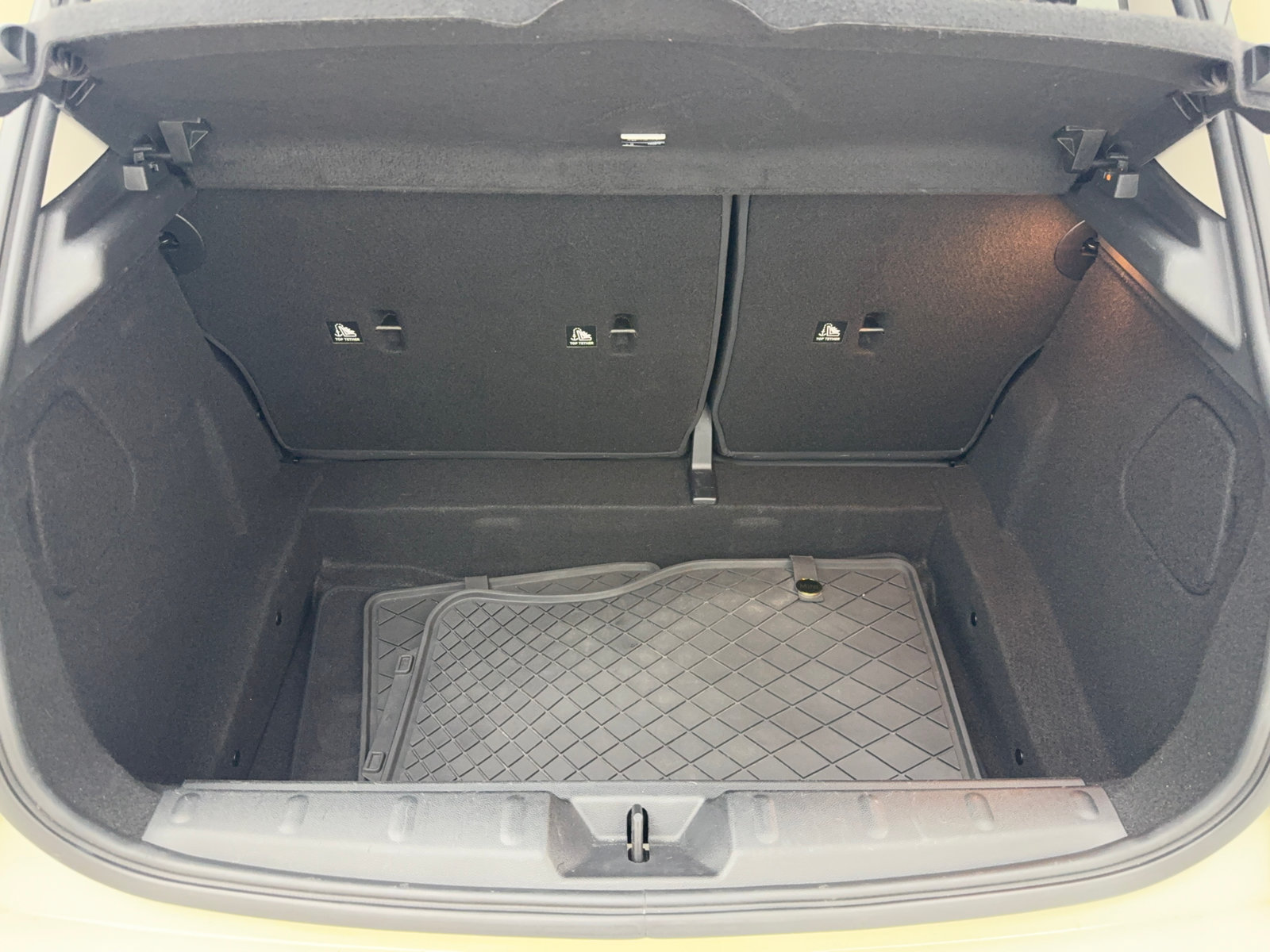 Used 2020 MINI Cooper 4-Door Hardtop FWD image 46