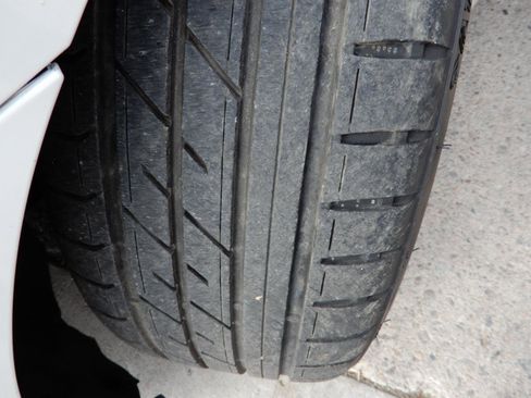 Used 2017 BMW i8 Coupe image 17