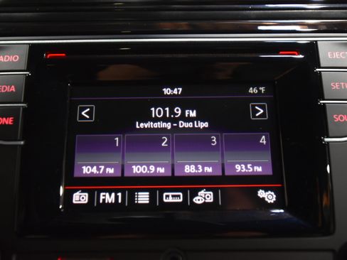 Used 2019 Volkswagen Beetle 2.0T S image 23