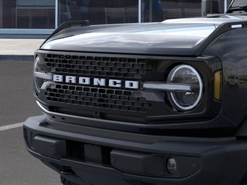 New 2026 Ford Bronco Outer Banks image 19