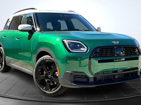 New 2026 MINI Cooper Countryman S w/ Comfort Package Max image 2