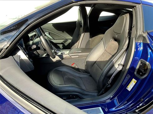 Used 2016 Chevrolet Corvette Z06 w/ 2LZ Preferred Equipment Group image 5