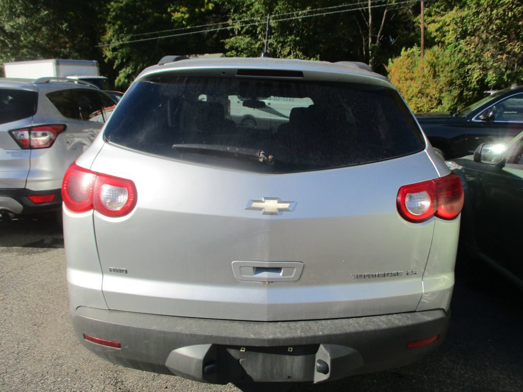 Used 2011 Chevrolet Traverse LS AWD/4WD image 5