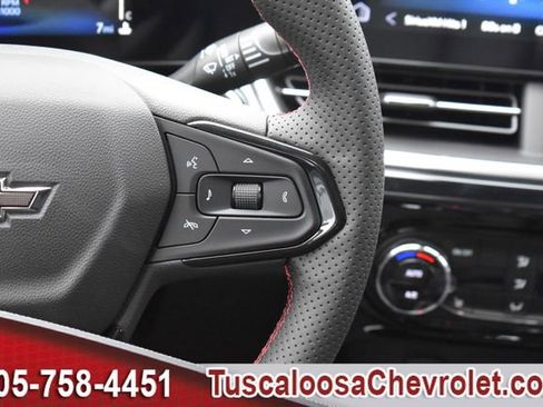 New 2026 Chevrolet Trax RS w/ Sunroof Package image 22