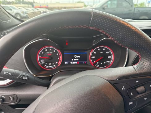 Used 2023 Chevrolet TrailBlazer RS w/ Sun and Liftgate Package FWD image 13