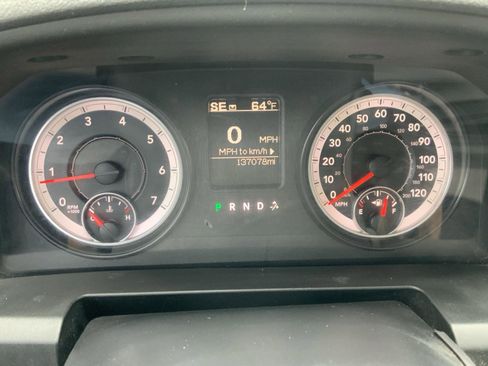 Used 2015 RAM 2500 SLT AWD/4WD image 18
