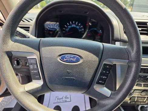 Used 2012 Ford Fusion SE FWD image 11