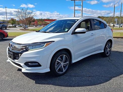 Used 2019 Honda HR-V Touring image 3
