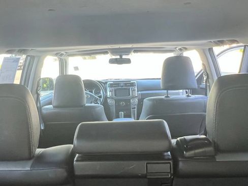 Used 2018 Toyota 4Runner SR5 Premium AWD/4WD image 14
