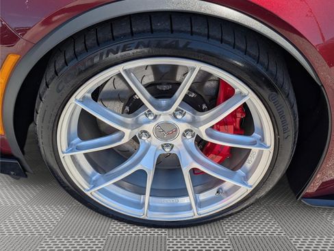 Used 2016 Chevrolet Corvette Z06 w/ 3LZ Preferred Equipment Group RWD image 10