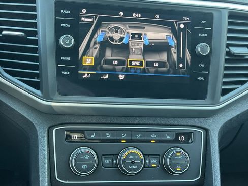 Used 2021 Volkswagen Atlas SE image 19